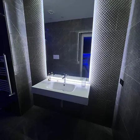 Ciprì Luxury Wellness Appartement *